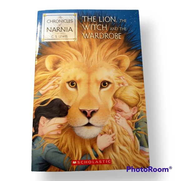 Chronicles of Narnia The Lion the Witch and the Wardrobe CS Lewis - Picture 1 of 3
